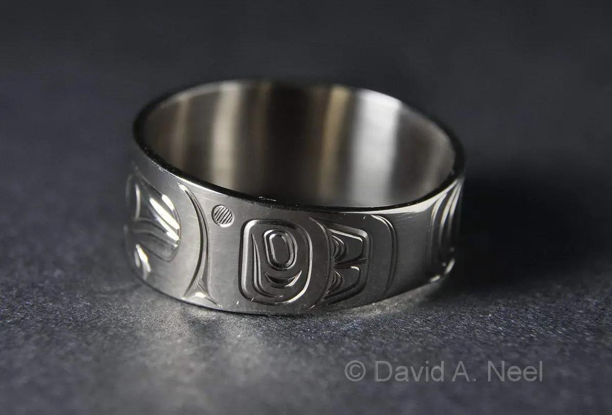 Killerwhale Ring, White Gold