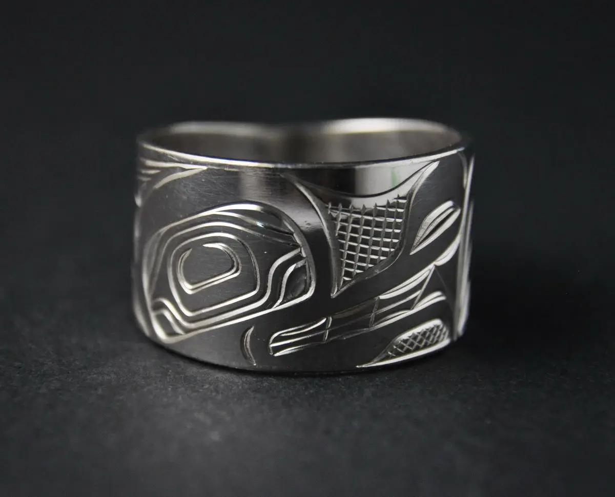 Wolf Wide Silver Ring