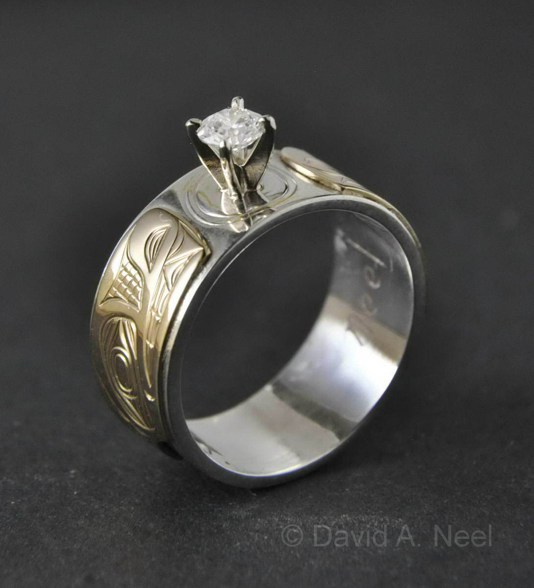 Wolf Silver / Gold & Diamond Ring